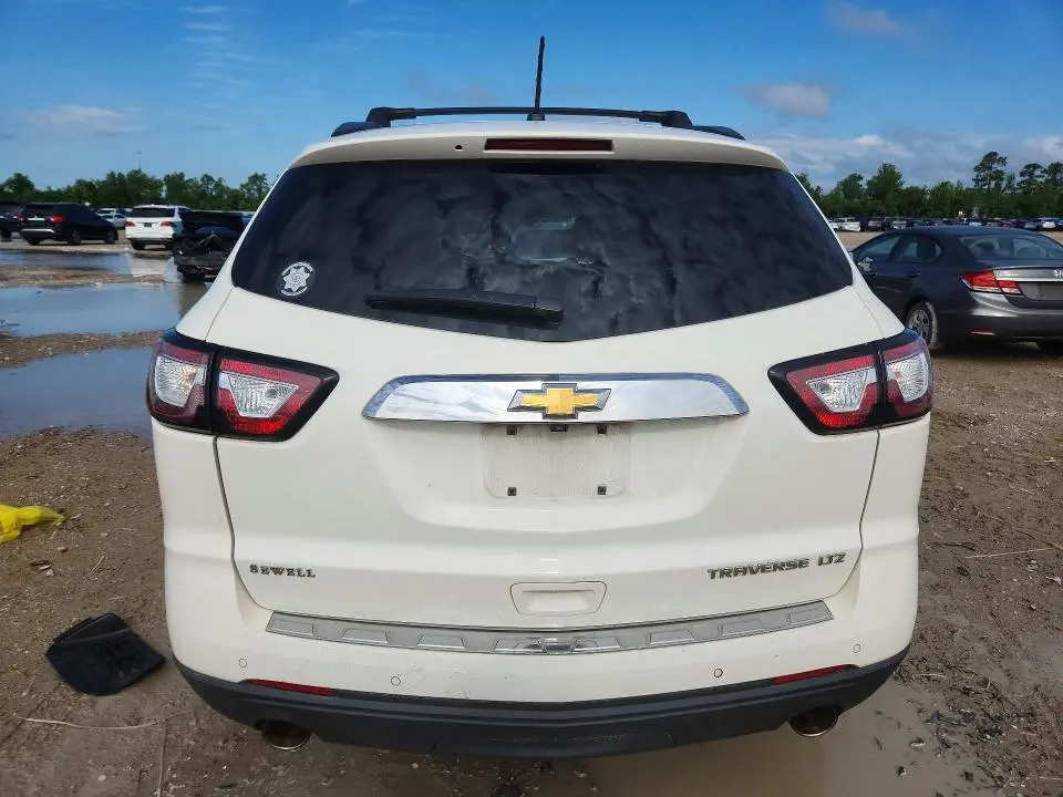 2015 CHEVROLET TRAVERSE LTZ  