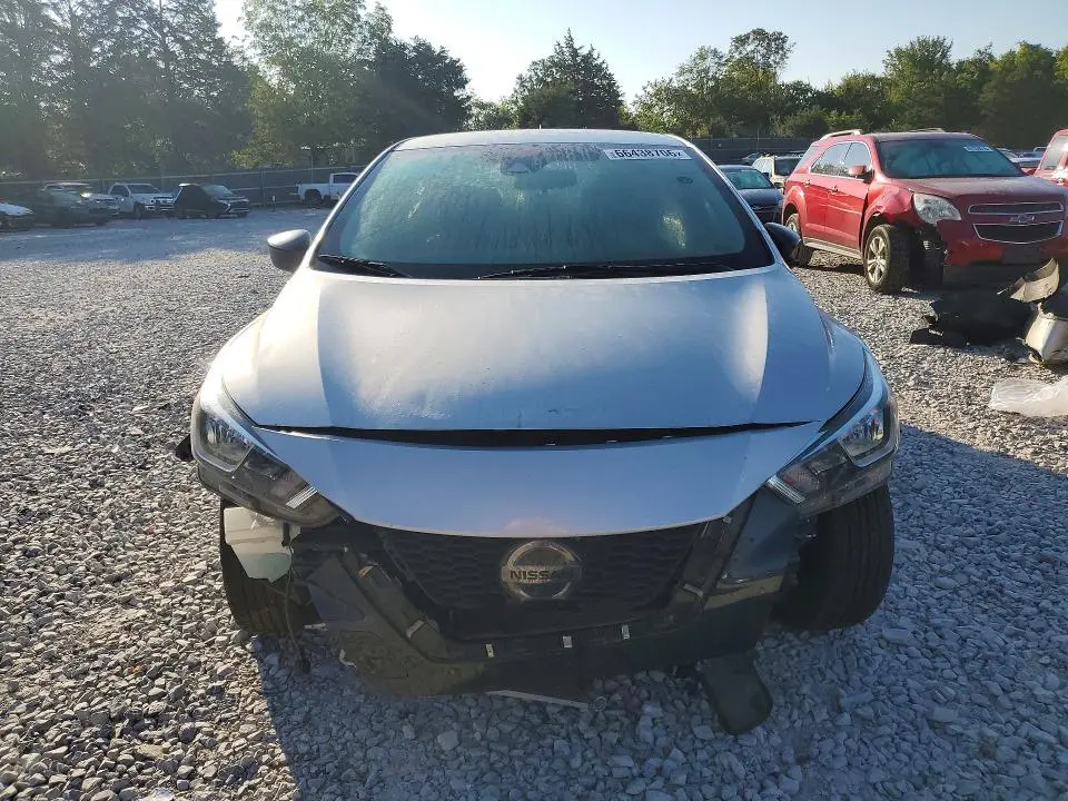2021 NISSAN VERSA S  