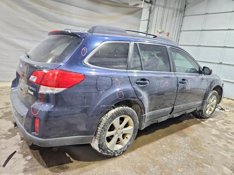 2013 SUBARU OUTBACK 2.5I PREMIUM  