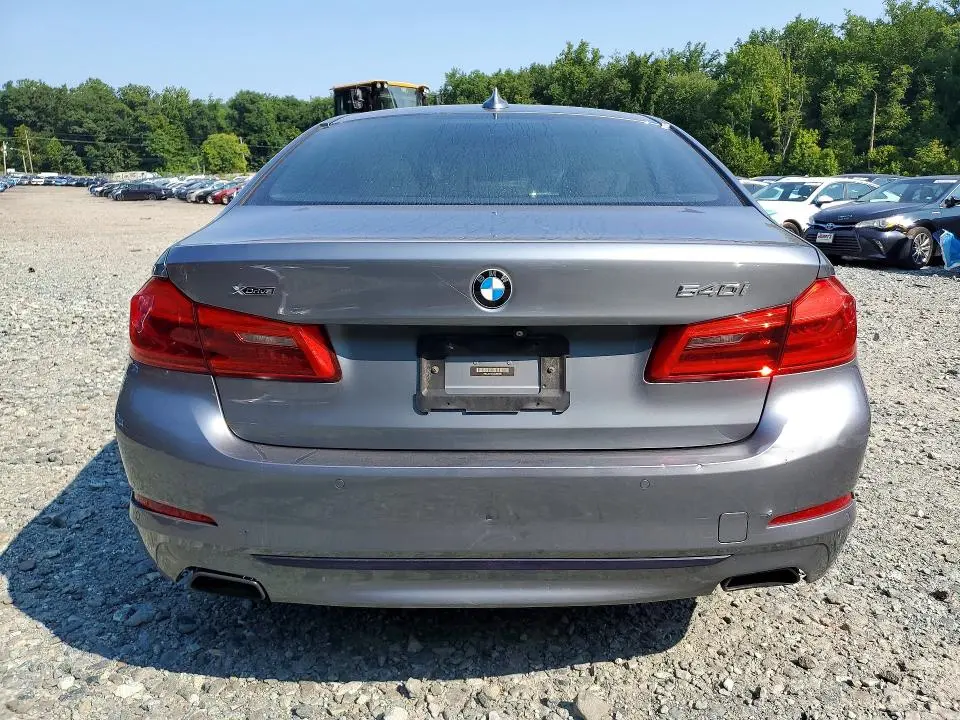 2018 BMW 540 XI  
