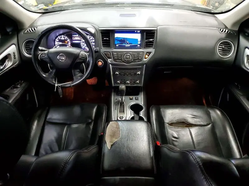 2019 NISSAN PATHFINDER SL  