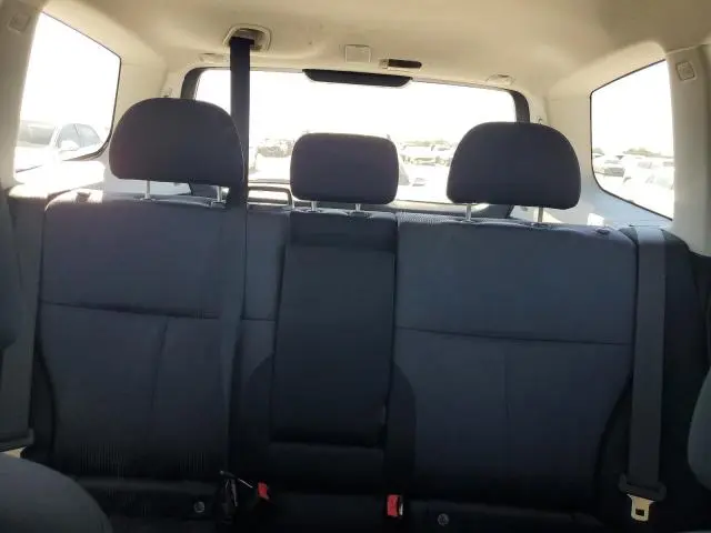 2010 SUBARU FORESTER XS  