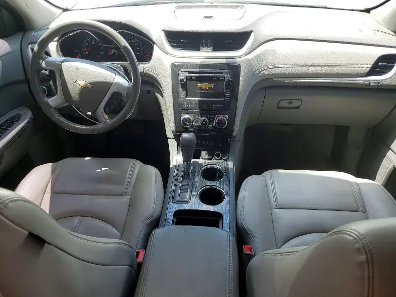 2017 CHEVROLET TRAVERSE LT  