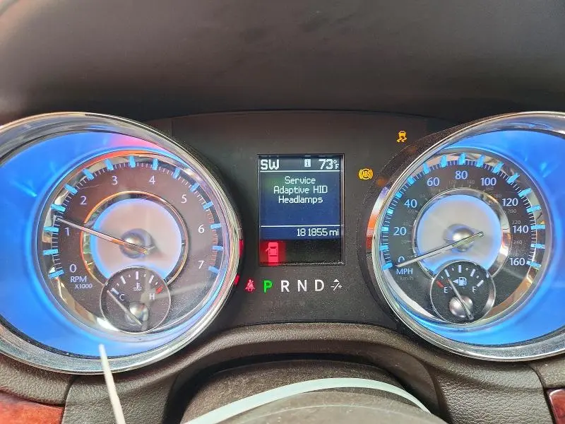 2011 CHRYSLER 300C   