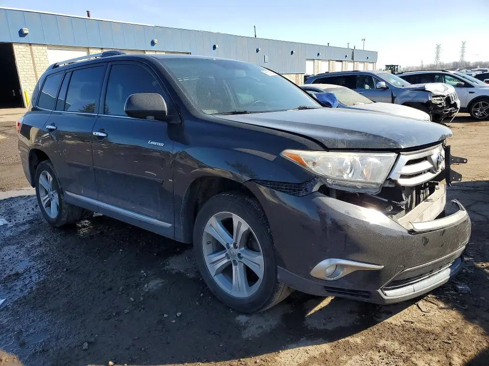 2011 TOYOTA HIGHLANDER LIMITED  