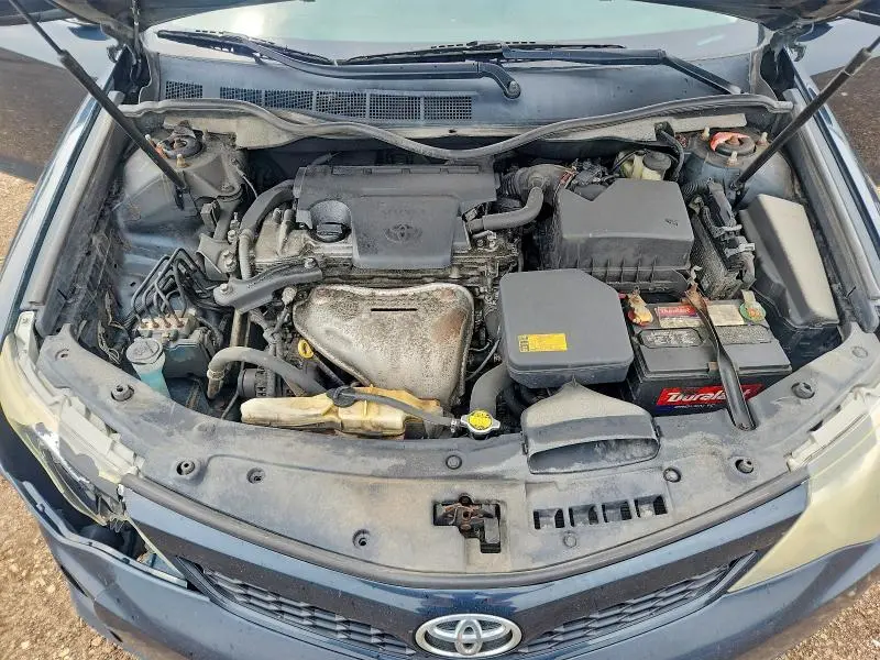 2014 TOYOTA CAMRY SE  
