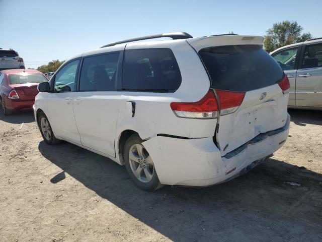 2011 TOYOTA SIENNA LE