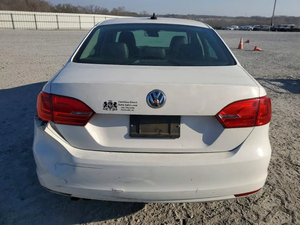 2011 VOLKSWAGEN JETTA SEL  