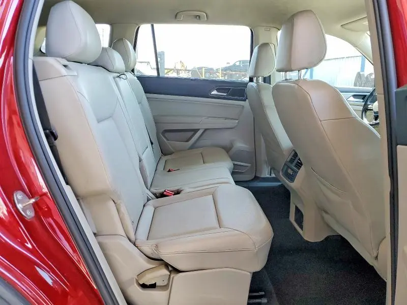 2018 VOLKSWAGEN ATLAS SE  