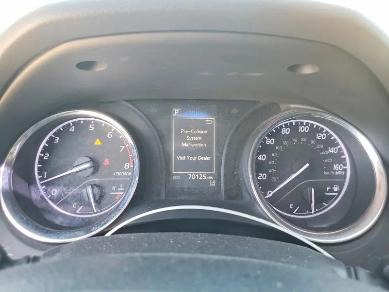 2019 TOYOTA CAMRY LE  