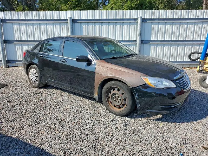 2014 CHRYSLER 200 LX  