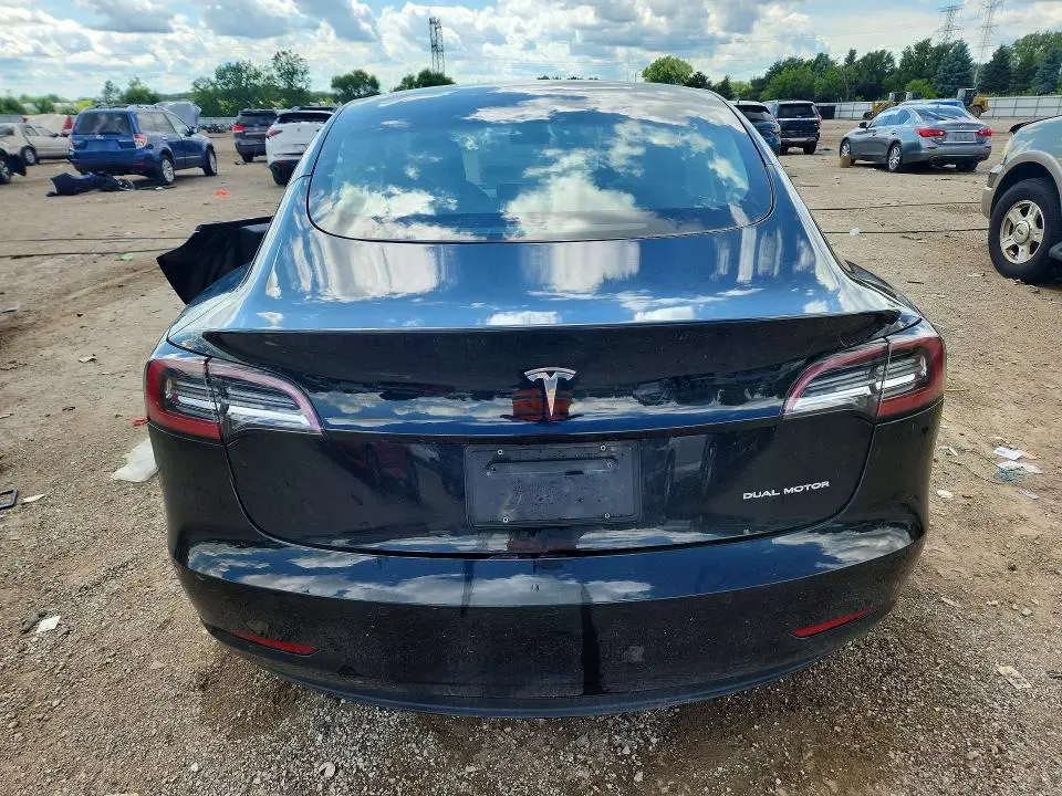 2021 TESLA MODEL 3   