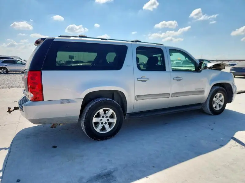 2010 GMC YUKON XL C1500 SLT  