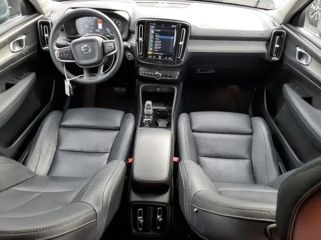 2020 VOLVO XC40 T4 INSCRIPTION  