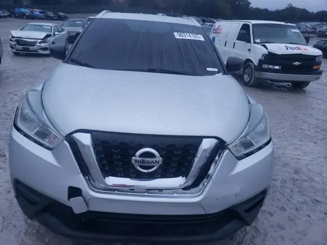 2019 NISSAN KICKS S  