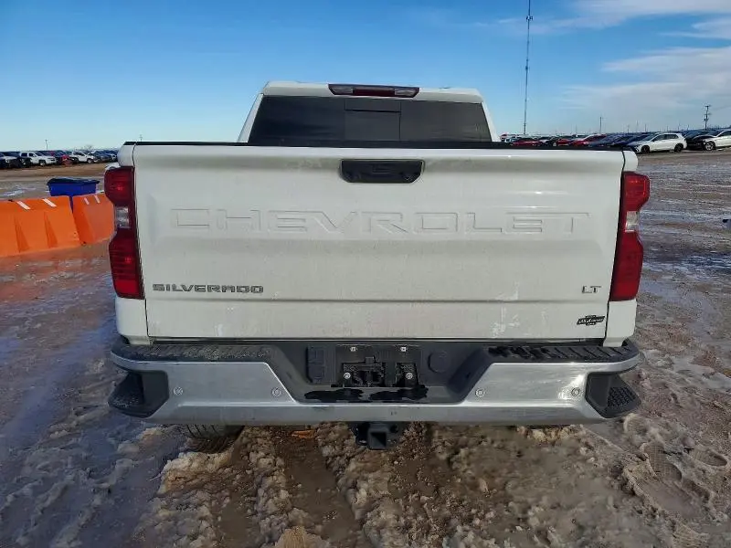 2024 CHEVROLET SILVERADO C1500 LT  
