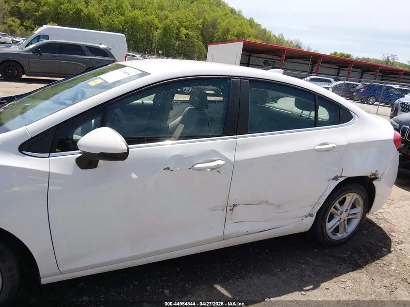 2018 CHEVROLET CRUZE LT AUTO