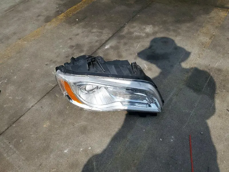 2018 CHRYSLER 300 LIMITED  