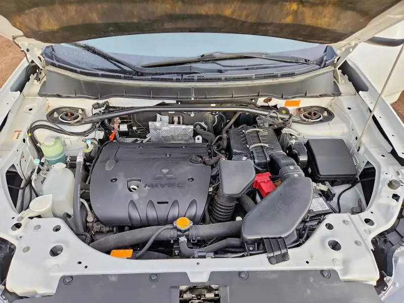 2011 MITSUBISHI OUTLANDER ES  