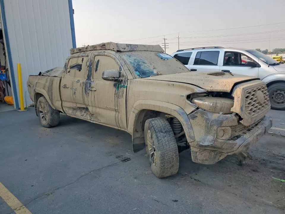 2021 TOYOTA TACOMA SR5 V6  