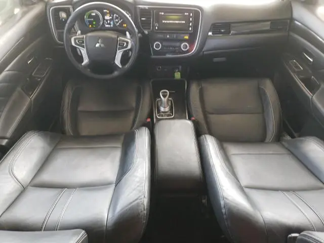 2018 MITSUBISHI OUTLANDER SE  