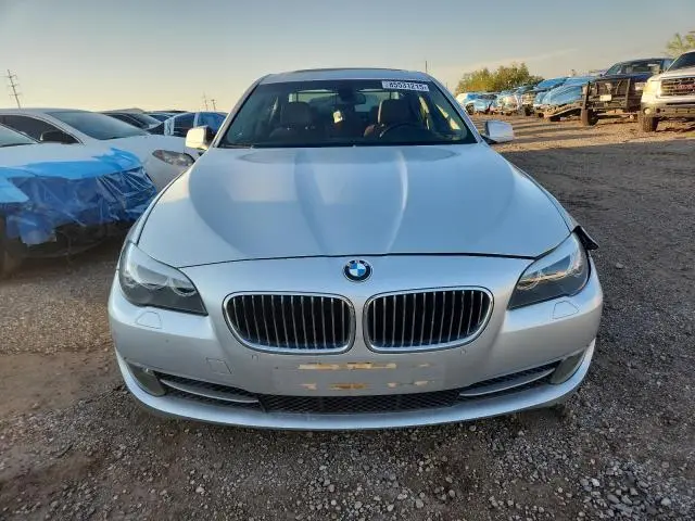 2011 BMW 528 I  