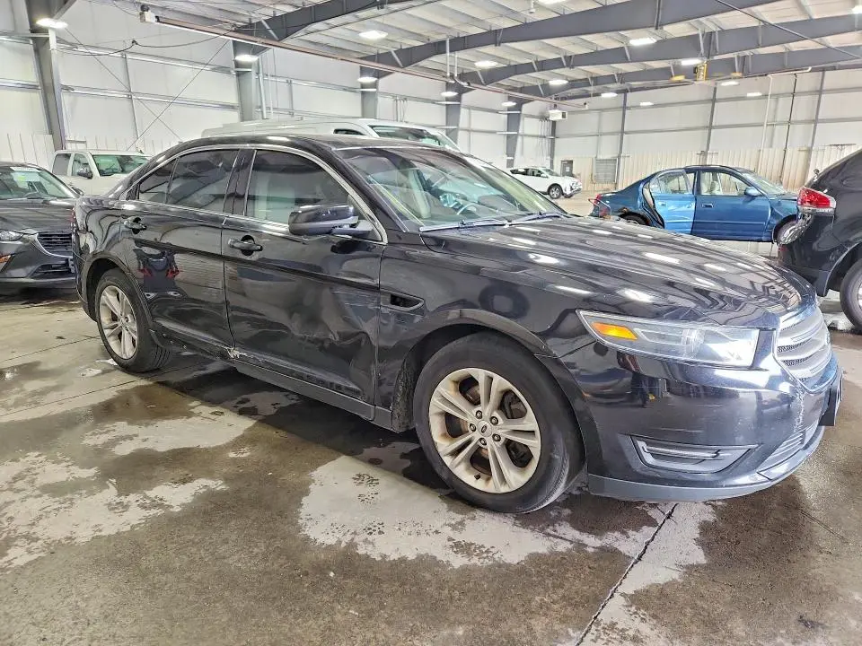 2016 FORD TAURUS SEL  