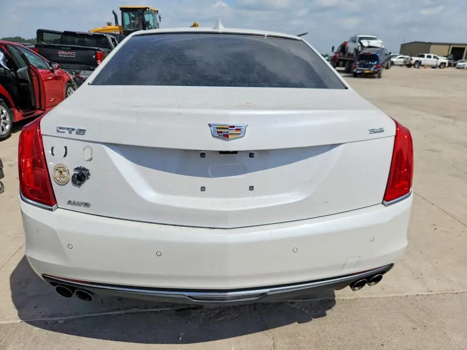 2016 CADILLAC CT6 LUXURY  