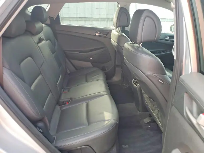 2018 HYUNDAI TUCSON SEL PLUS  