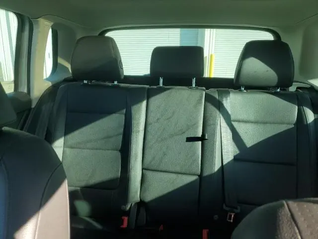 2015 VOLKSWAGEN TIGUAN S  