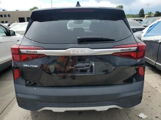 2022 KIA SELTOS LX  