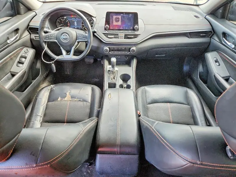 2022 NISSAN ALTIMA SR  