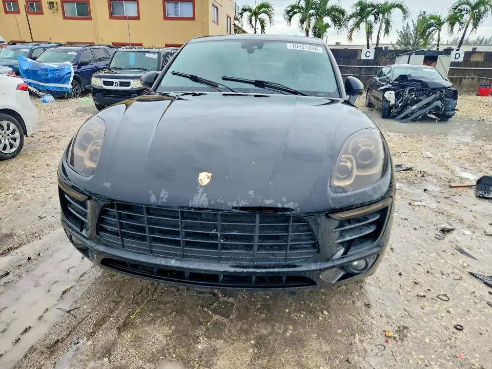 2017 PORSCHE MACAN S  
