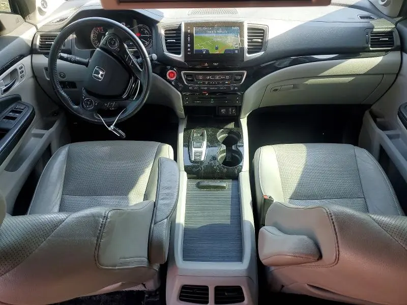 2017 HONDA PILOT ELITE  