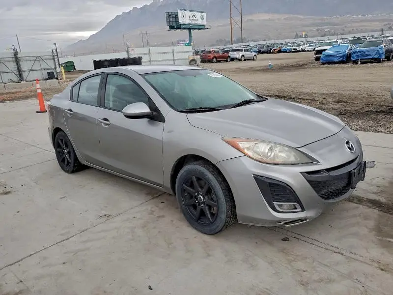 2010 MAZDA 3 S  