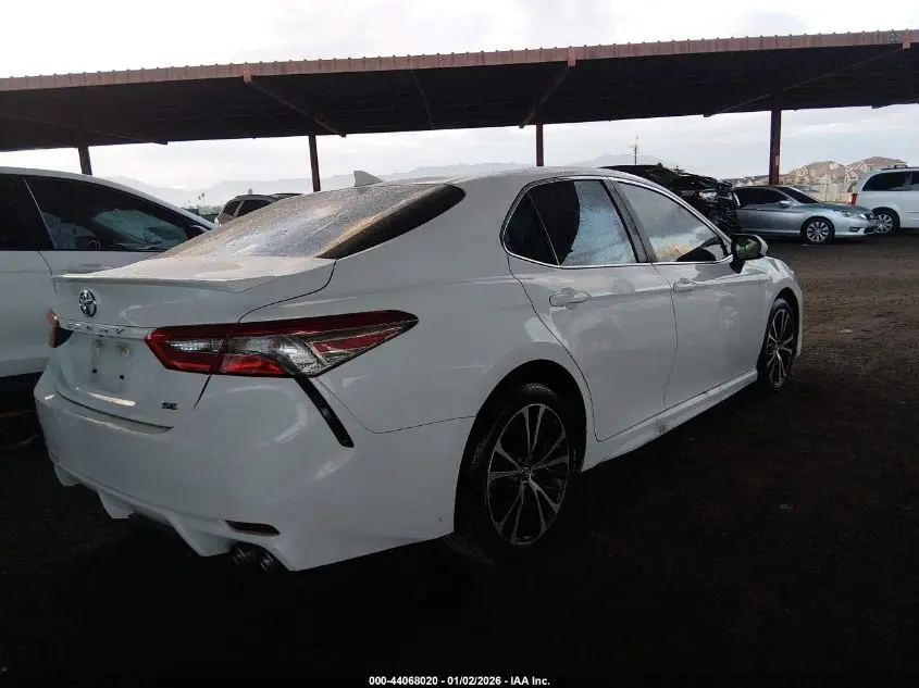 2019 TOYOTA CAMRY SE