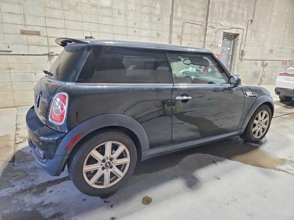 2012 MINI COOPER S  