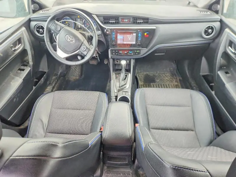 2019 TOYOTA COROLLA SE  