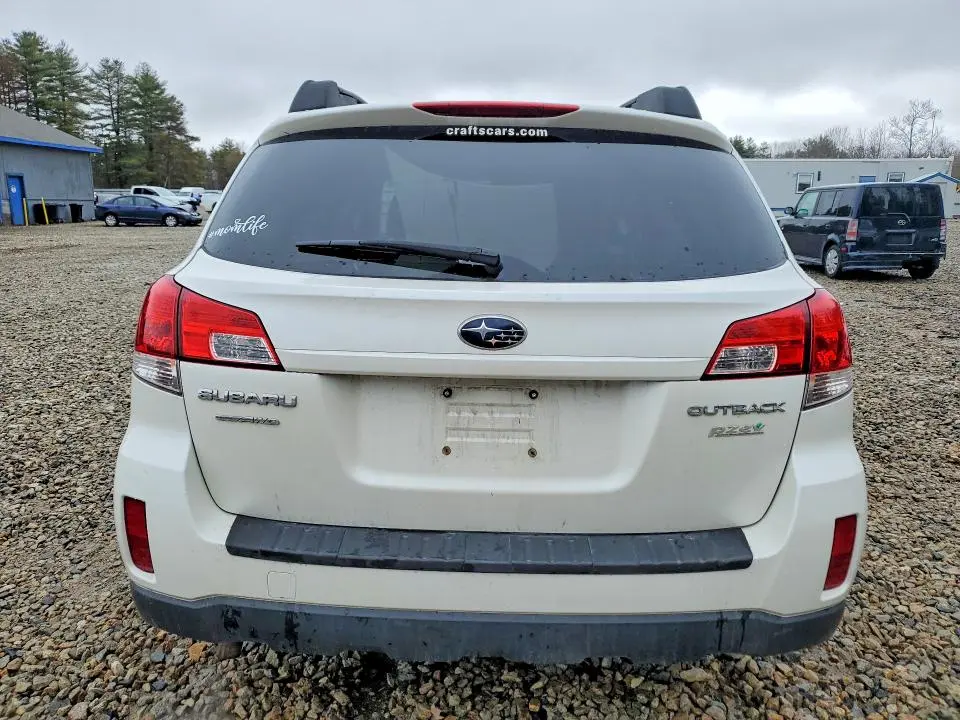 2011 SUBARU OUTBACK 2.5I PREMIUM  
