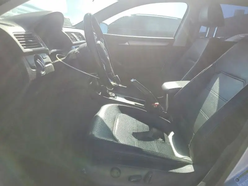 2014 VOLKSWAGEN PASSAT SE  