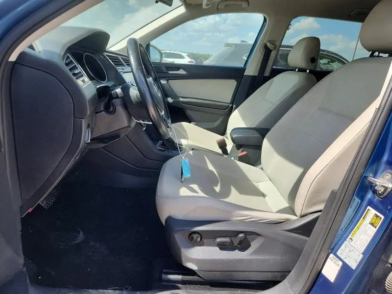 2018 VOLKSWAGEN TIGUAN SE  
