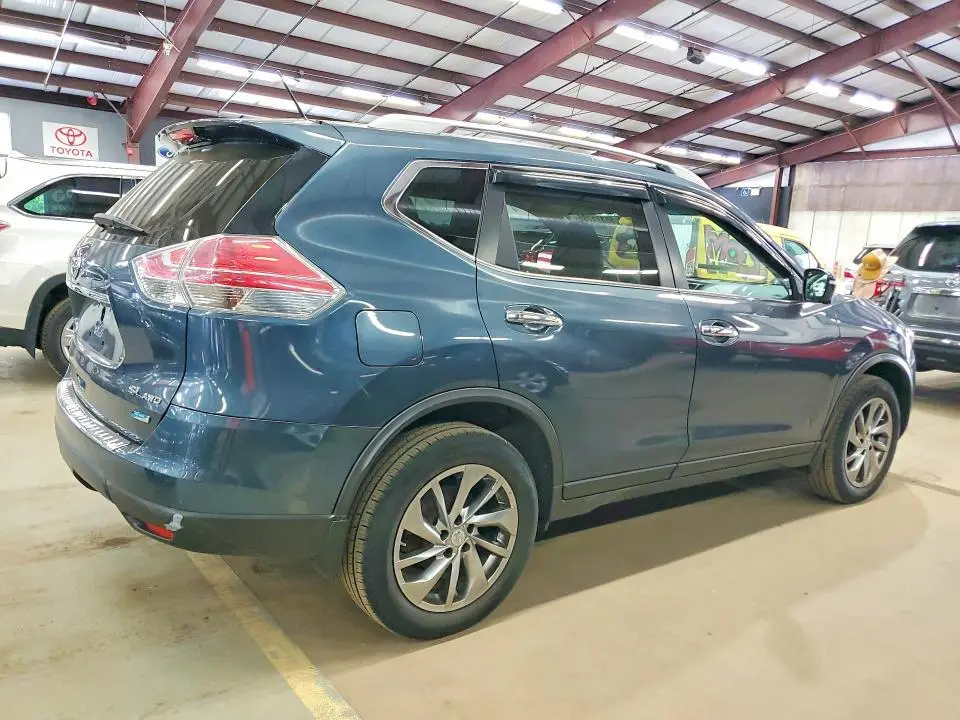 2014 NISSAN ROGUE SL  