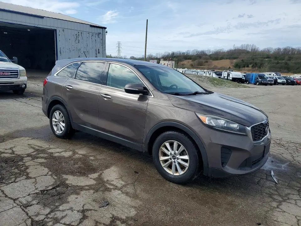 2019 KIA SORENTO LX V6  