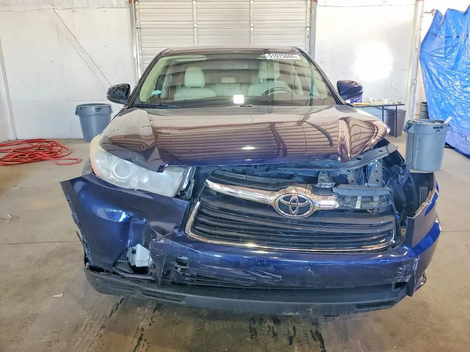 2014 TOYOTA HIGHLANDER LE PLUS  