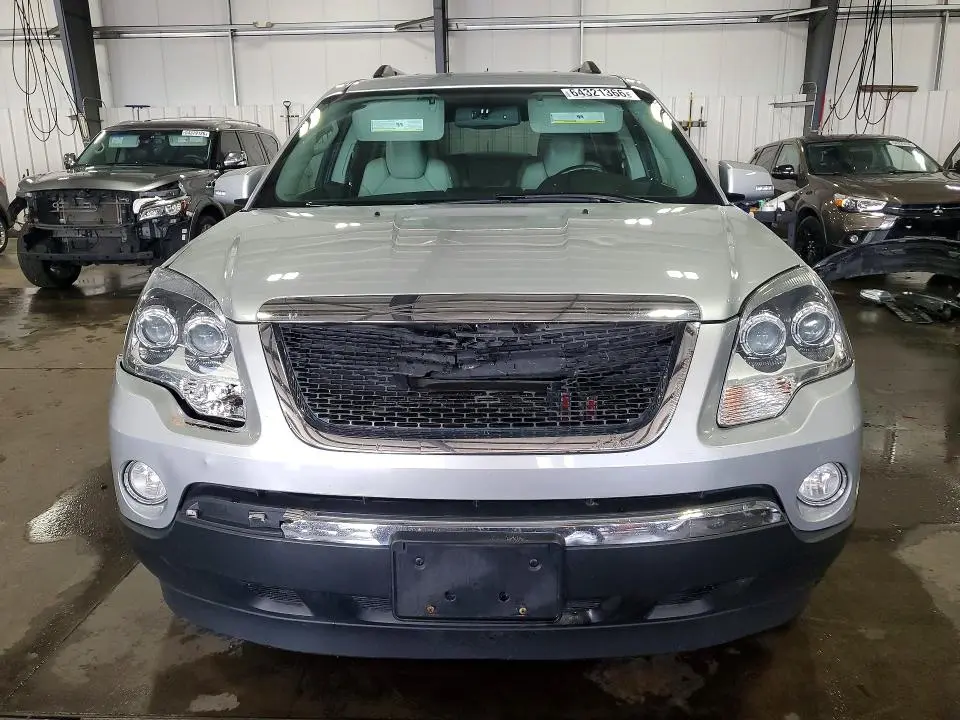 2012 GMC ACADIA SLT-1  