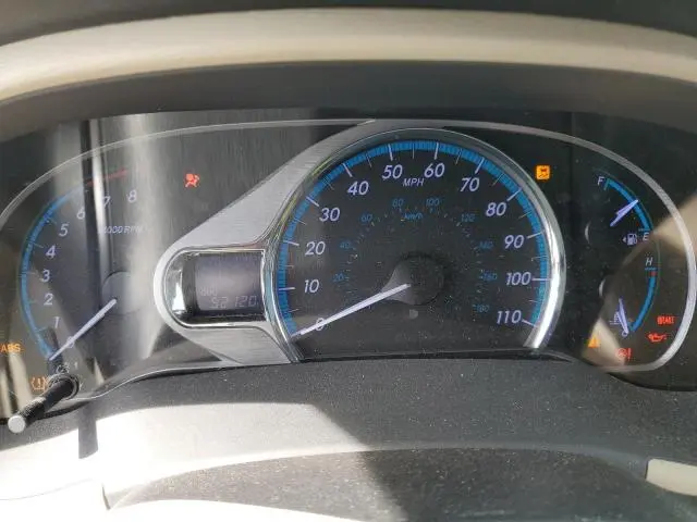 2013 TOYOTA SIENNA XLE  