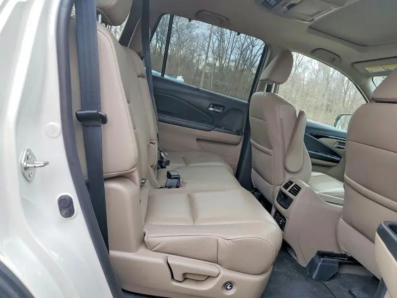 2017 HONDA PILOT TOURING  