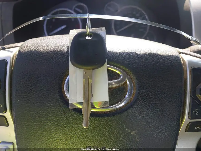 2014 TOYOTA TUNDRA SR5 5.7L V8