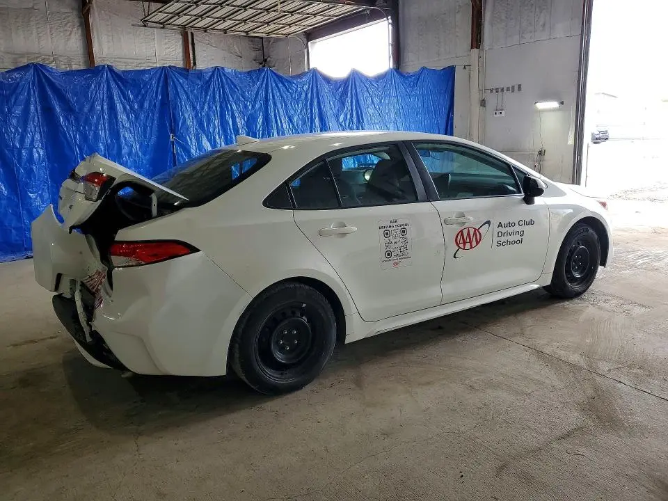 2021 TOYOTA COROLLA   