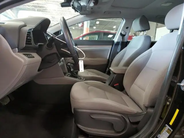 2019 HYUNDAI ELANTRA SEL  